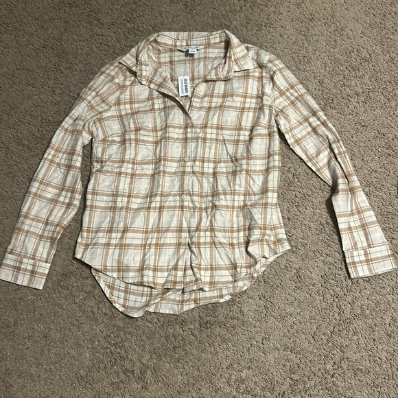 Old Navy Tops - Brown plaid collared long sleeve button up from old navy